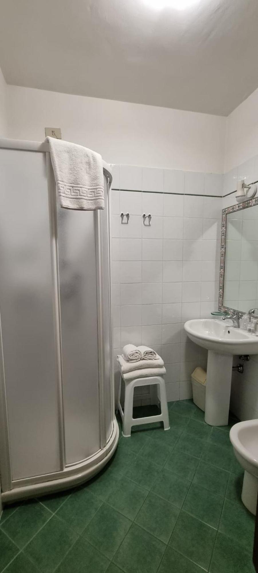Hotel I Platani Сиена Екстериор снимка