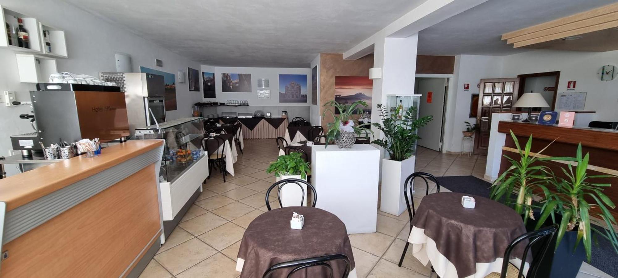 Hotel I Platani Сиена Екстериор снимка