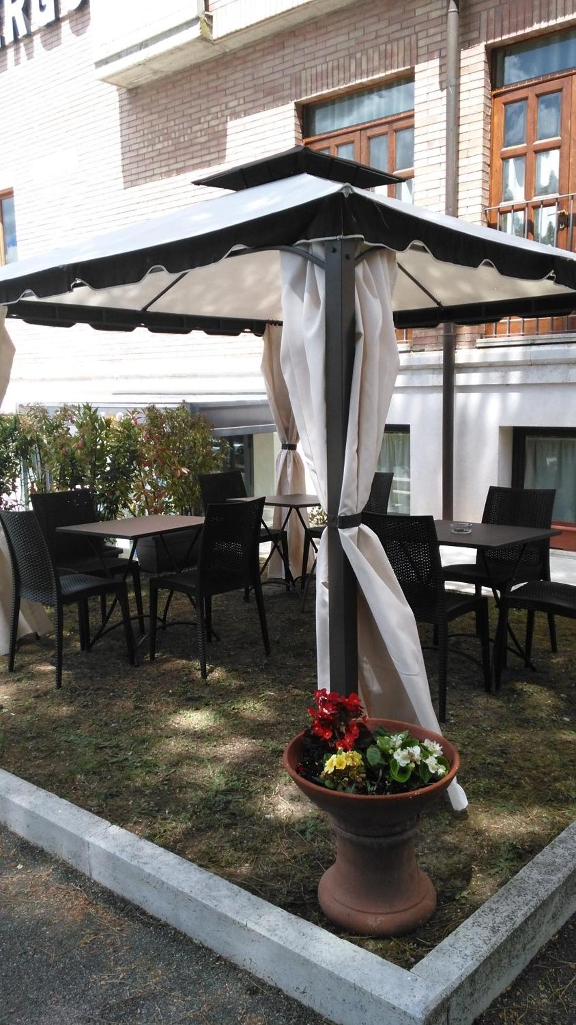 Hotel I Platani Сиена Екстериор снимка