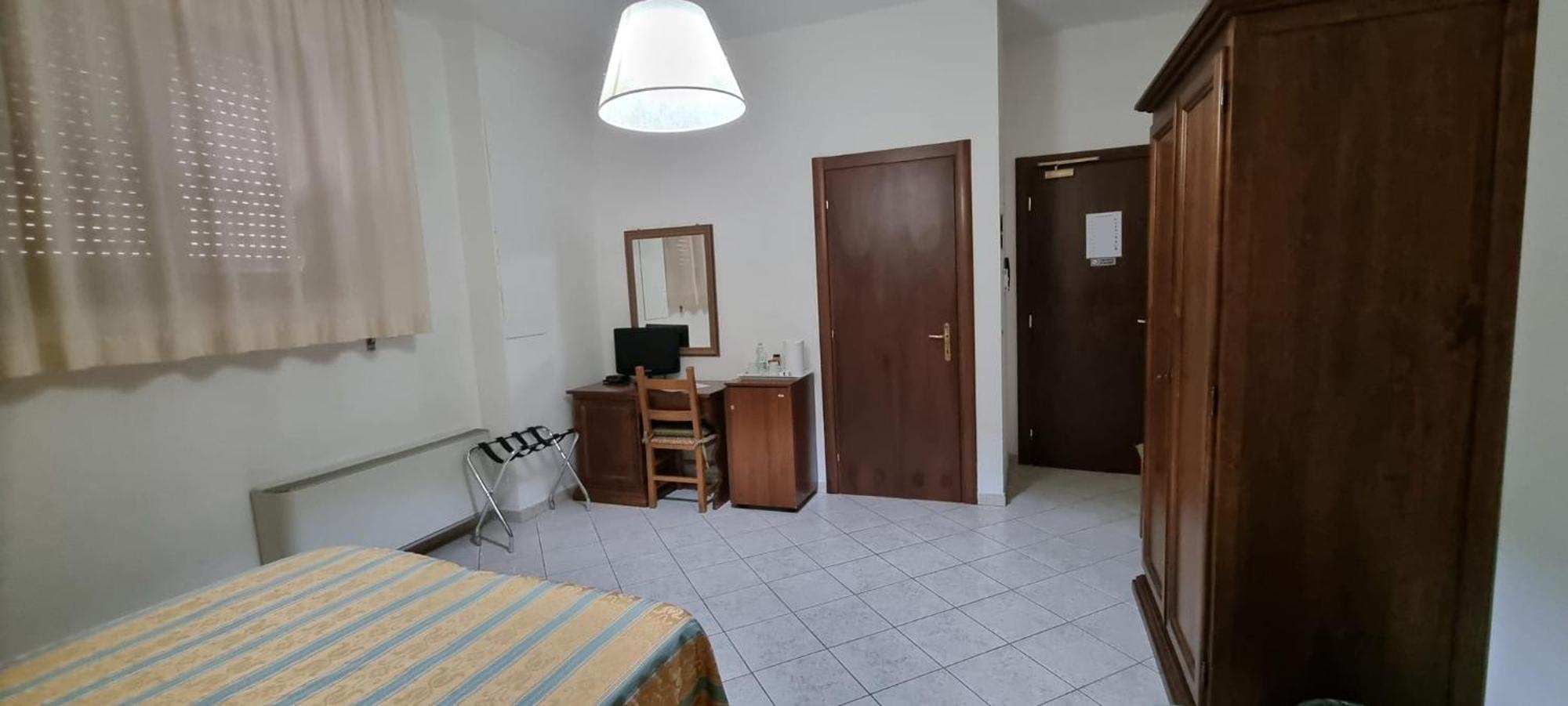 Hotel I Platani Сиена Екстериор снимка