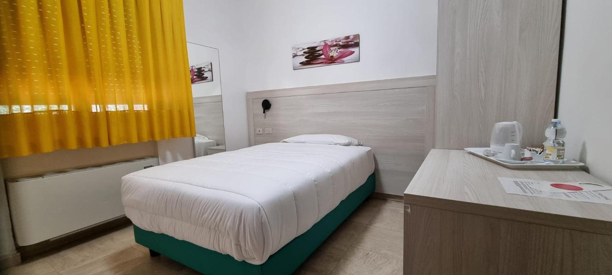 Hotel I Platani Сиена Екстериор снимка