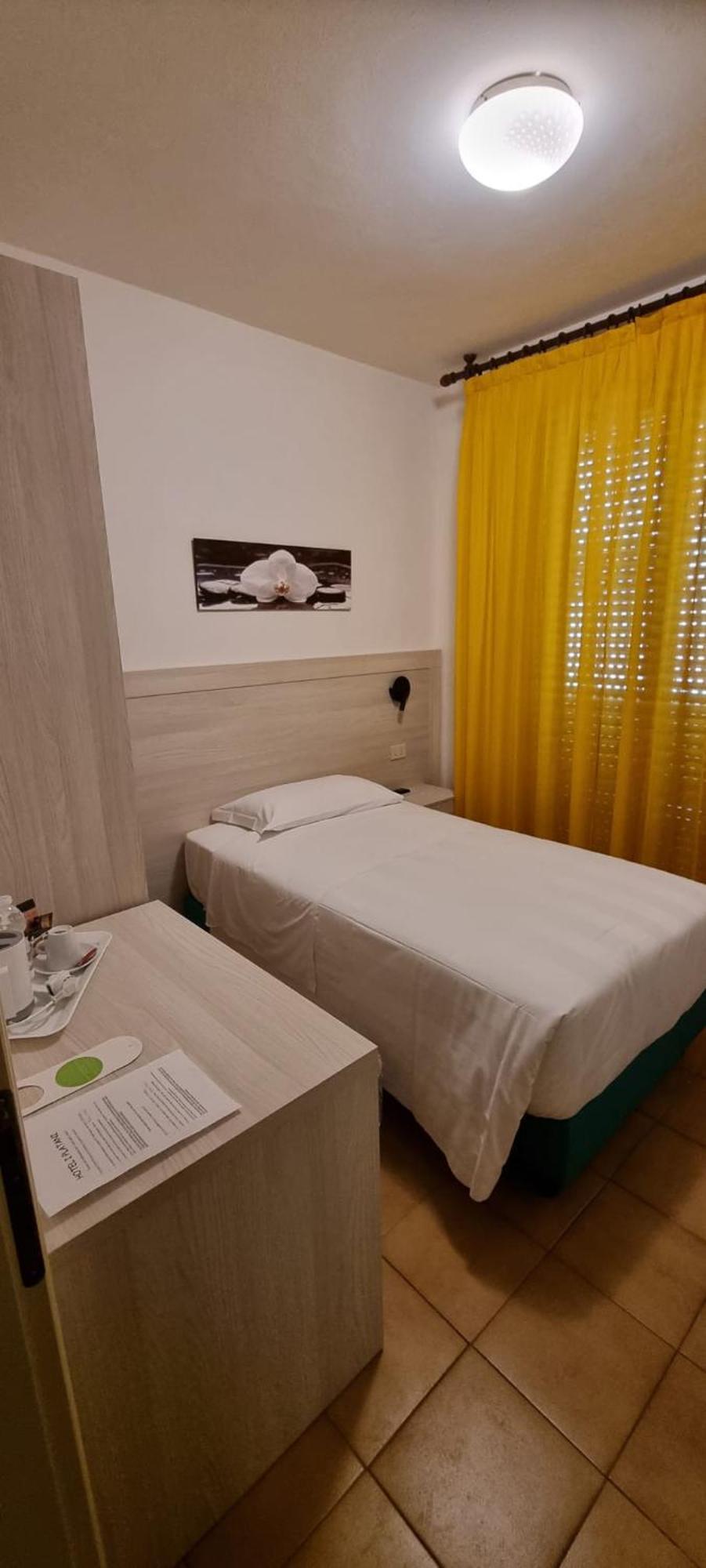 Hotel I Platani Сиена Екстериор снимка