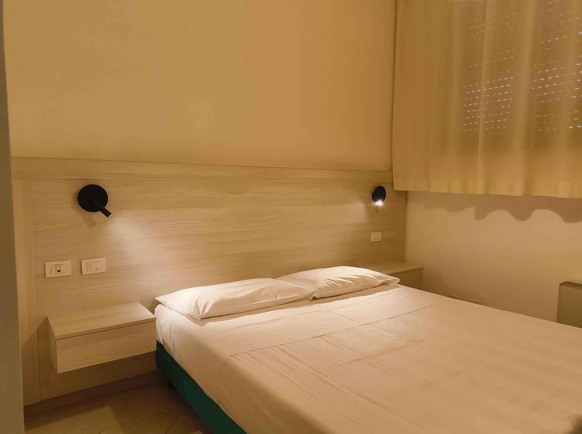Hotel I Platani Сиена Екстериор снимка