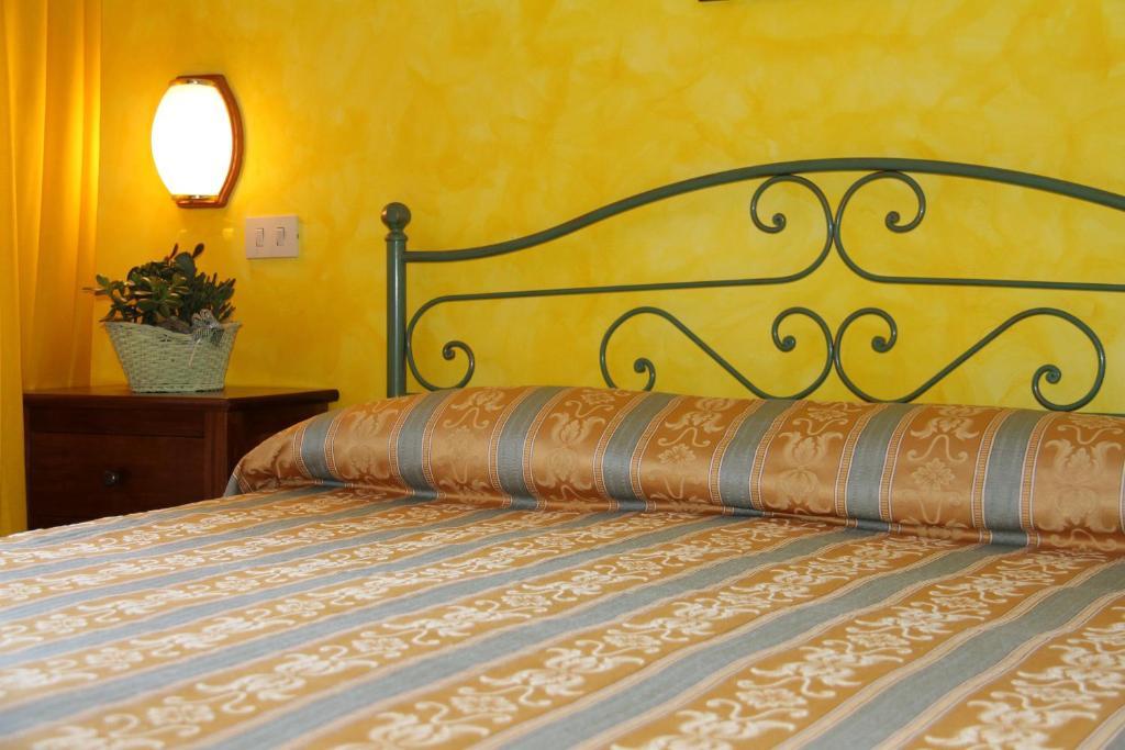 Hotel I Platani Сиена Екстериор снимка