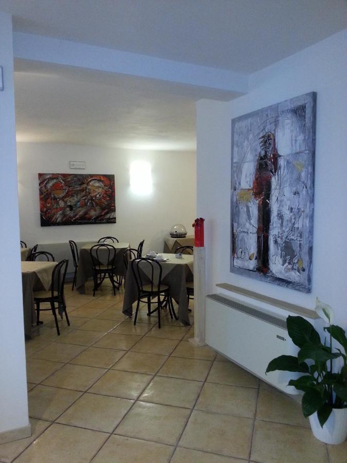 Hotel I Platani Сиена Екстериор снимка